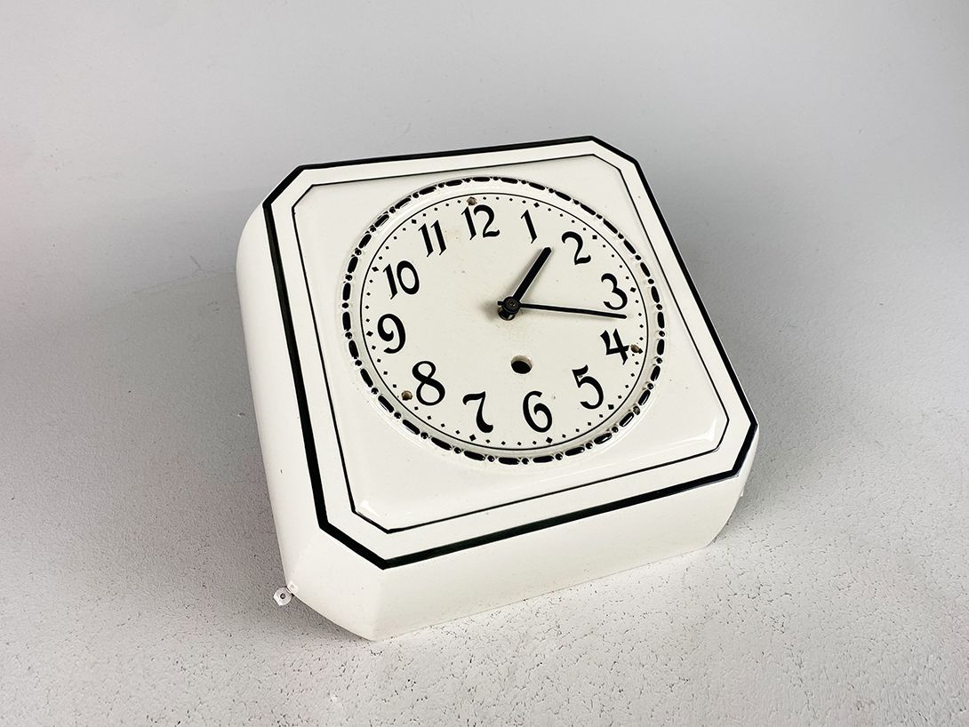 Foto Little BW Table Clock h30x29x9