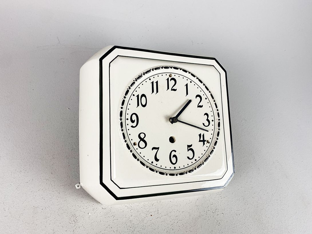 Foto Little BW Table Clock h30x29x9