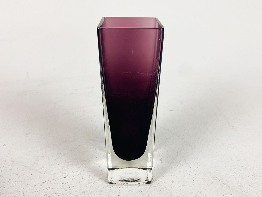 Foto Square Purple Glass Vase h17