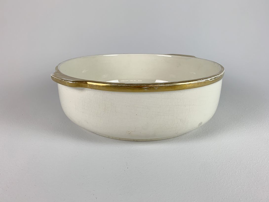 Foto Porcelain Wash Bowl with Gold Rim ø38