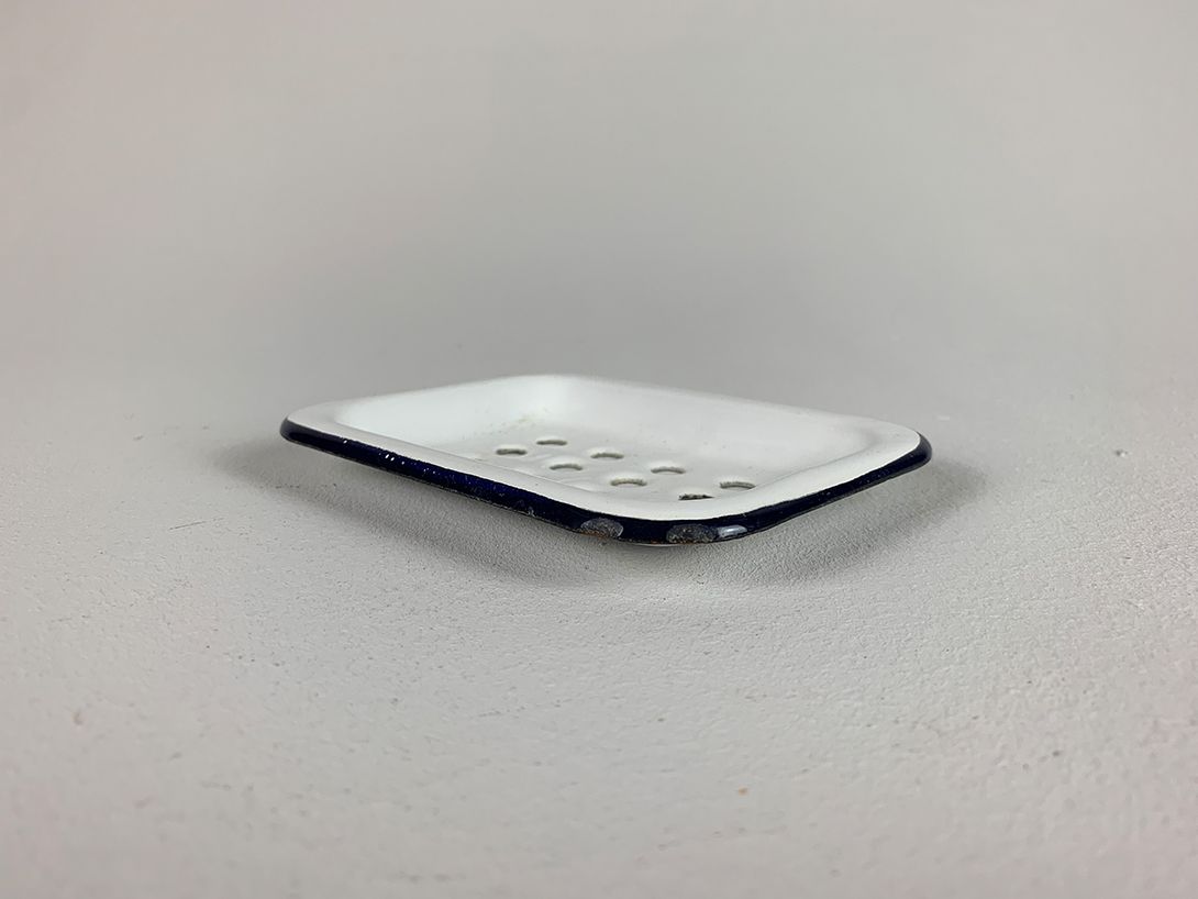 Foto Small Enamel Soap Dish