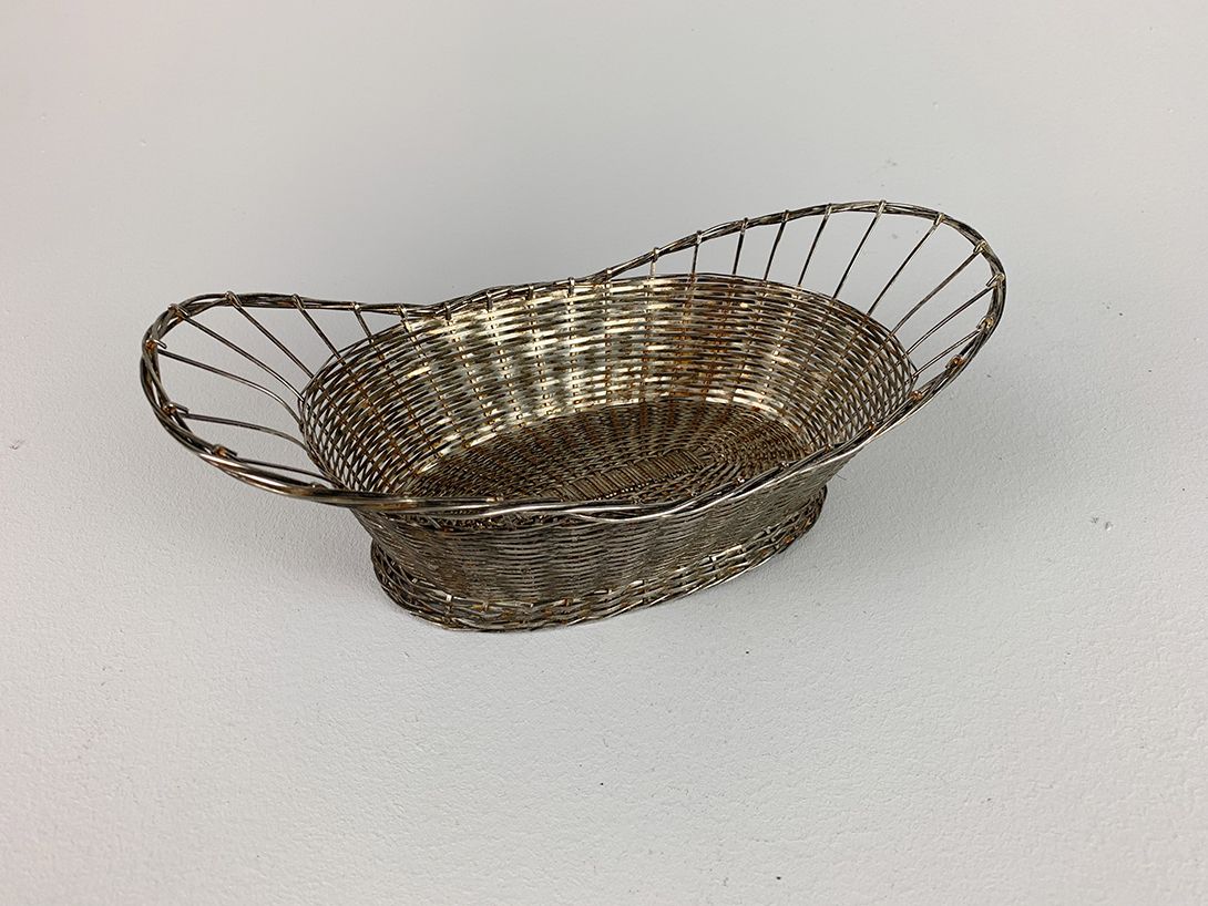 Foto Delicate Metal Bread Basket 32x16cm