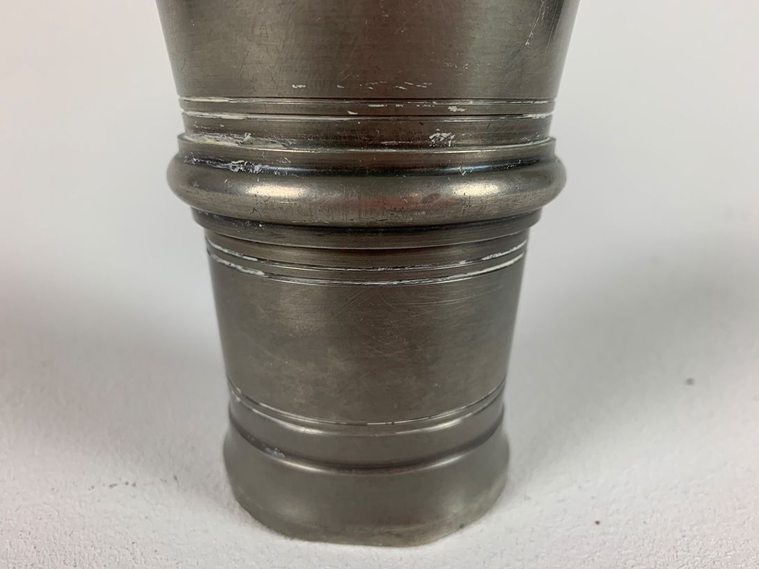 Foto Rustic Tin Cup h12