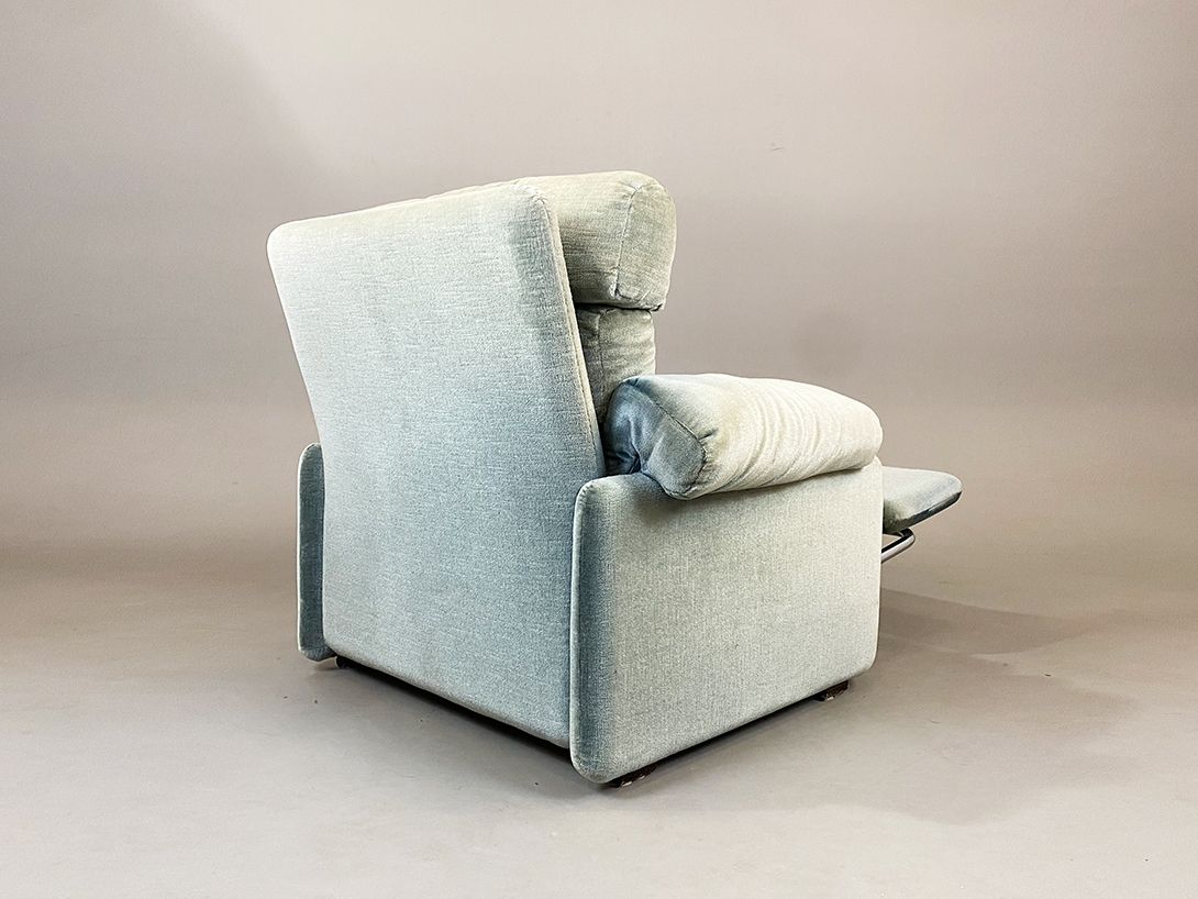 Foto Turquoise Velvet Lounge Seat with extendible Footrest