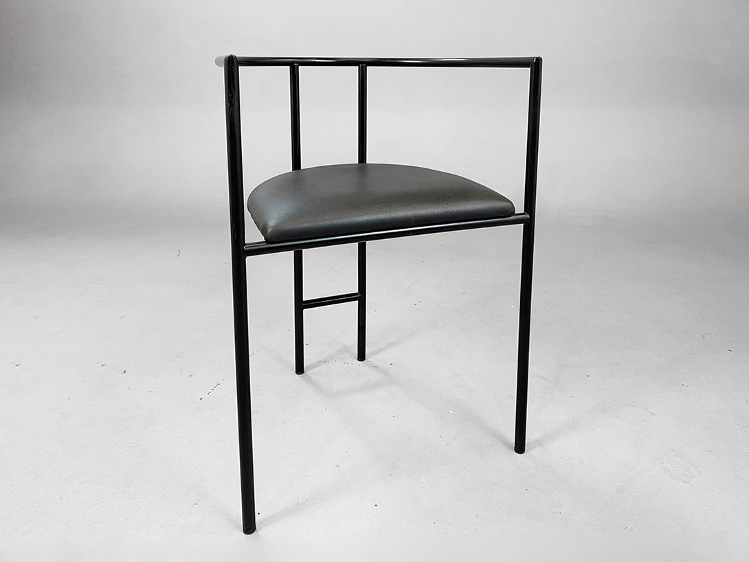 Foto Black Minimalist Memphis Style Chair