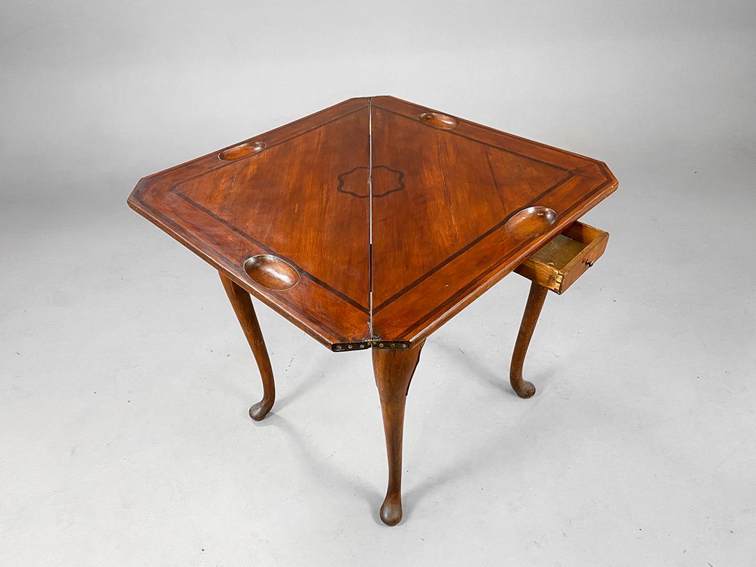 Foto Foldable Playing Table h76x83x83