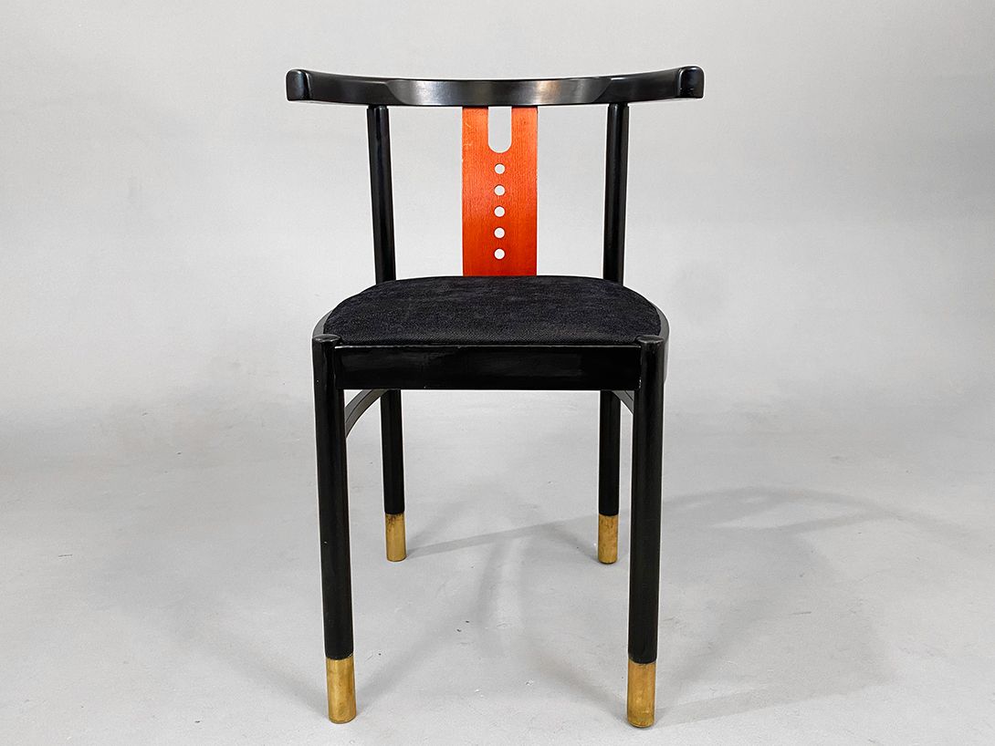 Foto Modern Bauhaus Style Chair with Textile Seat