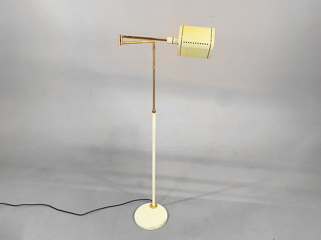 Foto Beige and Brass Metal Floor Lamp h135 B2