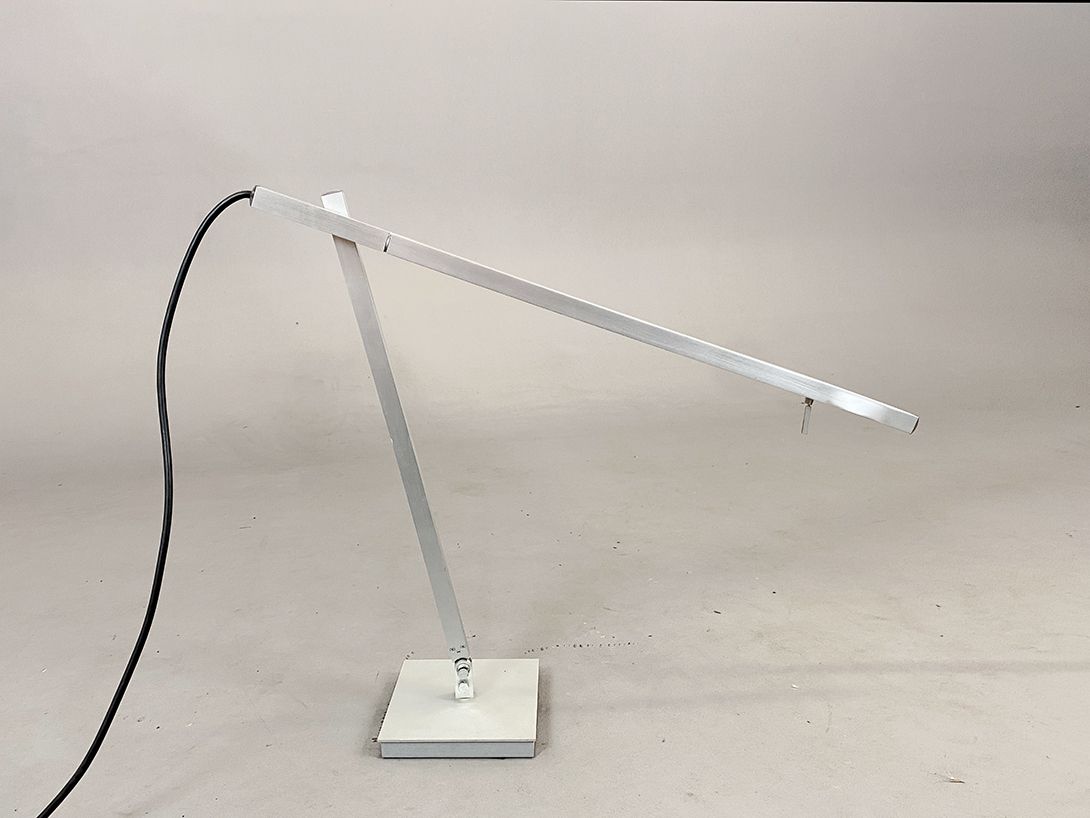 Foto Adjustable Cubistic Silver Desk Lamp h117