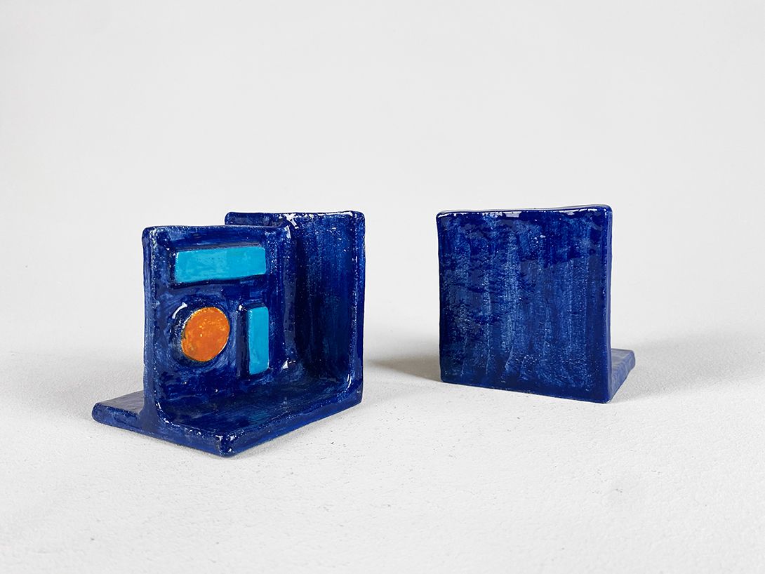 Foto Blue Ceramic Book Dividers