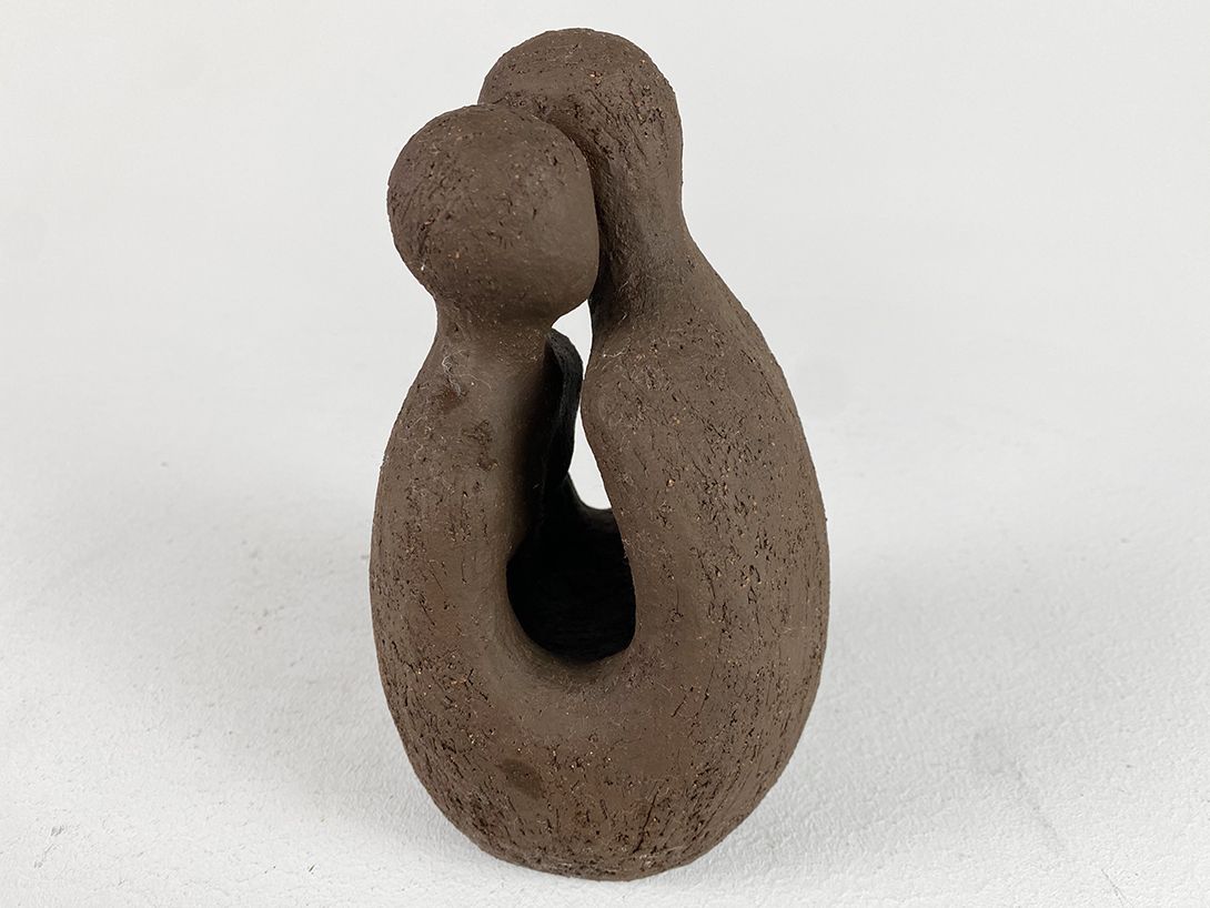 Foto The Hug Sculpture h20x11