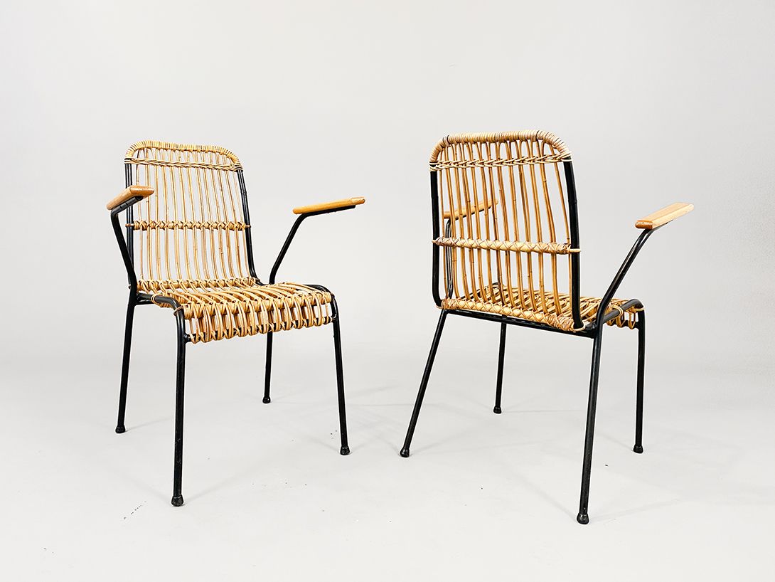 Foto Midcentury Bamboo Chair with Black Metal Frame