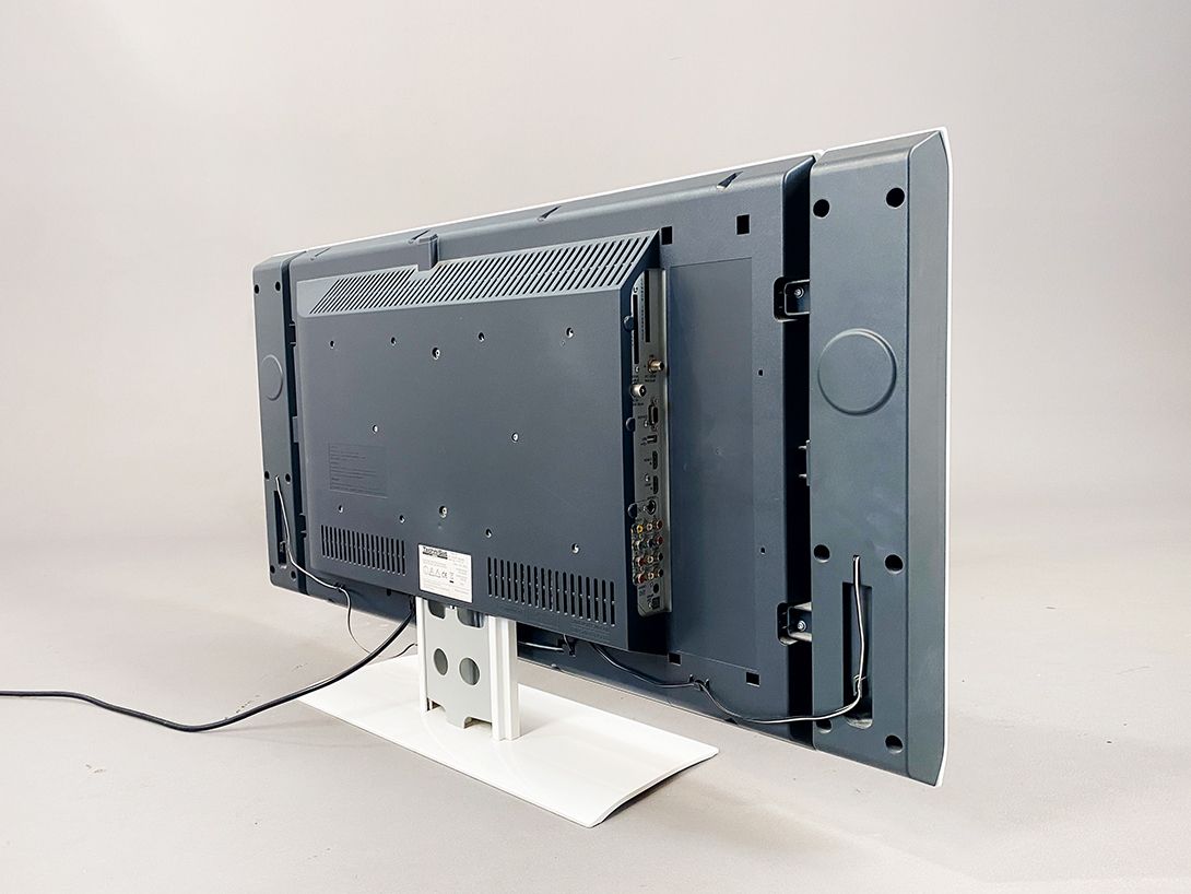 Foto White TV by TechniSat