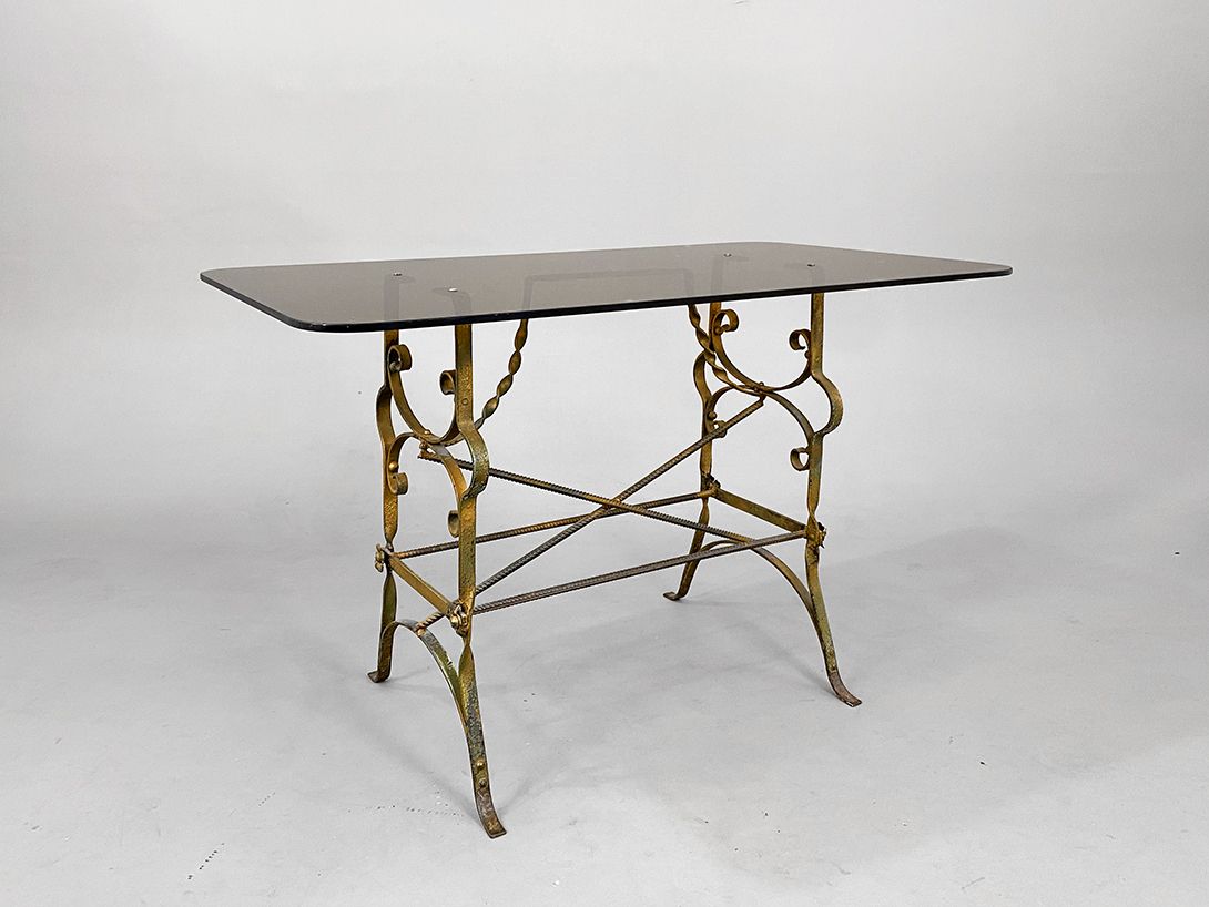 Foto Golden Ornate Table with Smoked Glass Plate h77x120x70
