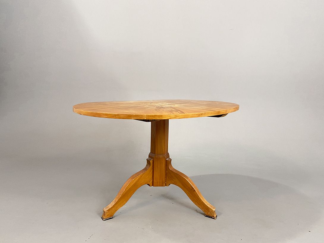 Foto Wooden Carved Table h66x105x80