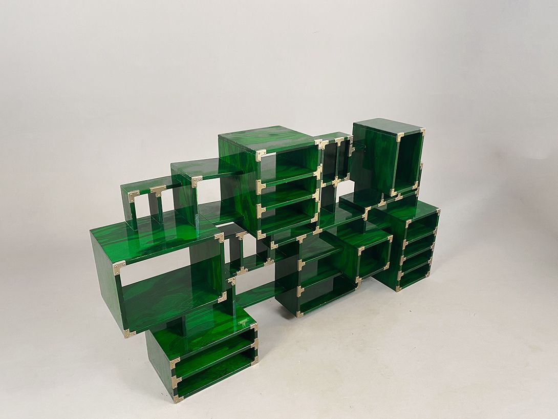 Foto Giant Green Cubist Shelf