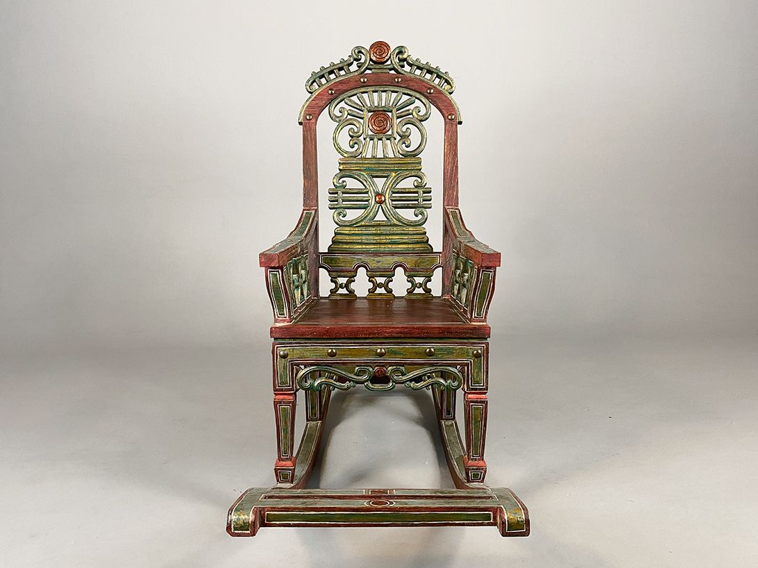 Foto Huge Antique Rocking Chair