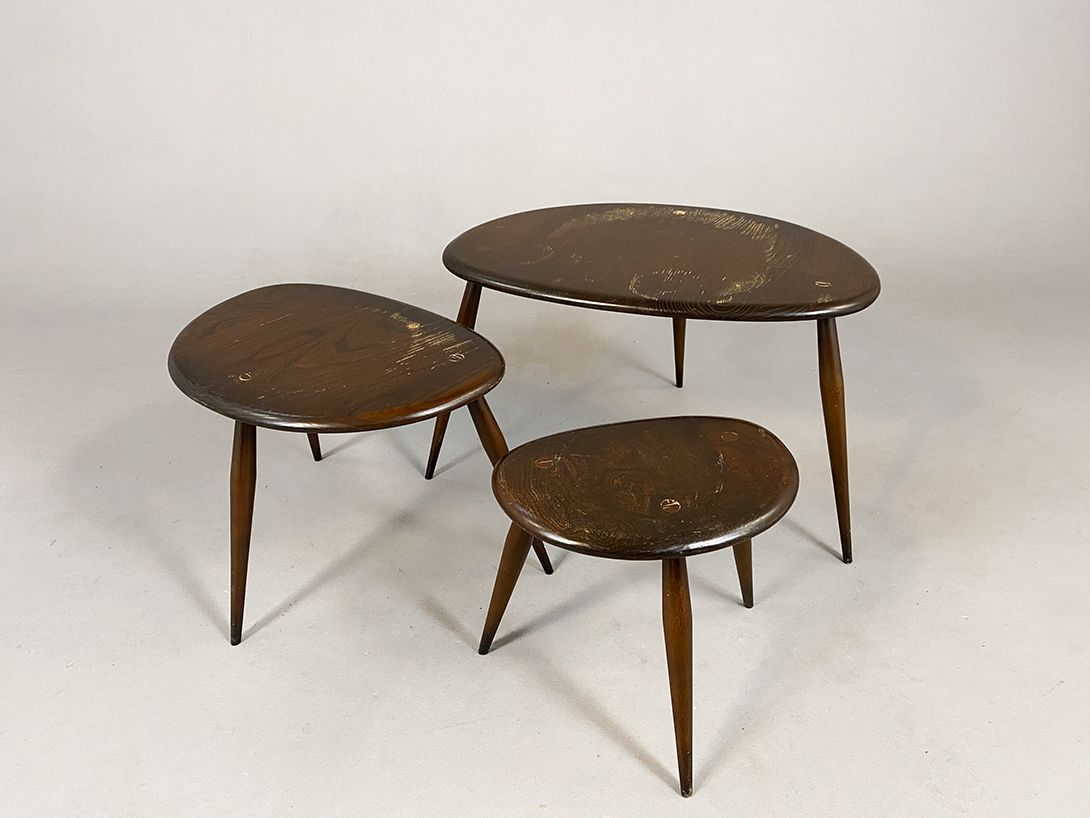 Foto Wooden Nesting Table Set h33-41