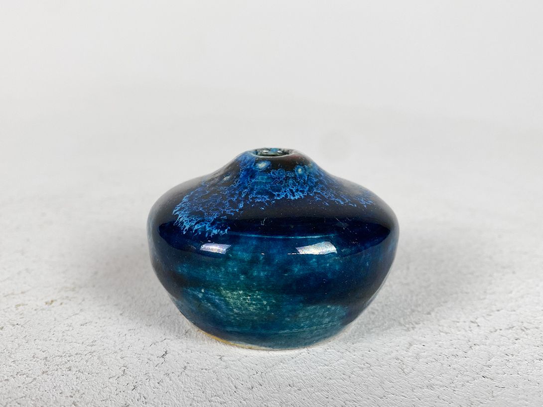Foto Tiny Blue Vase
