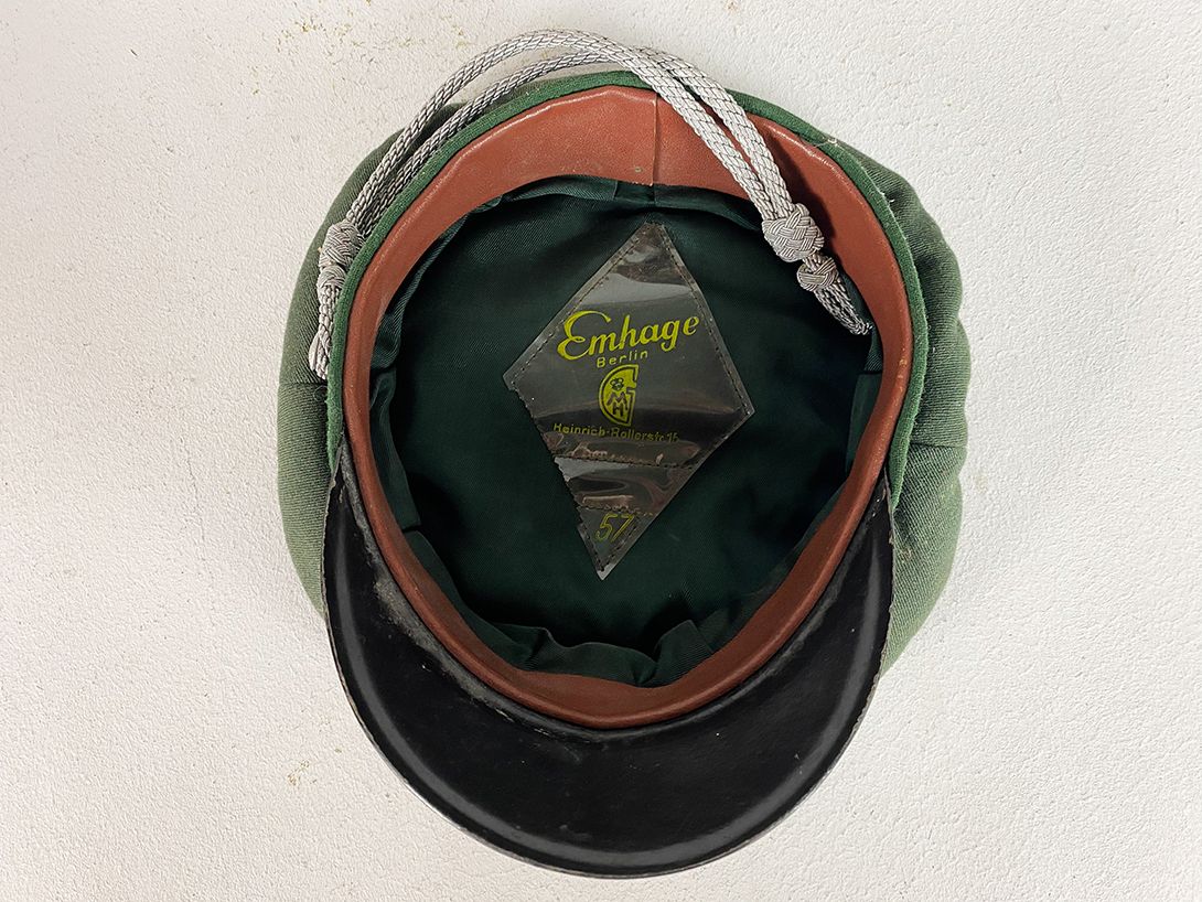 Foto Green GDR Police Hat, Berlin