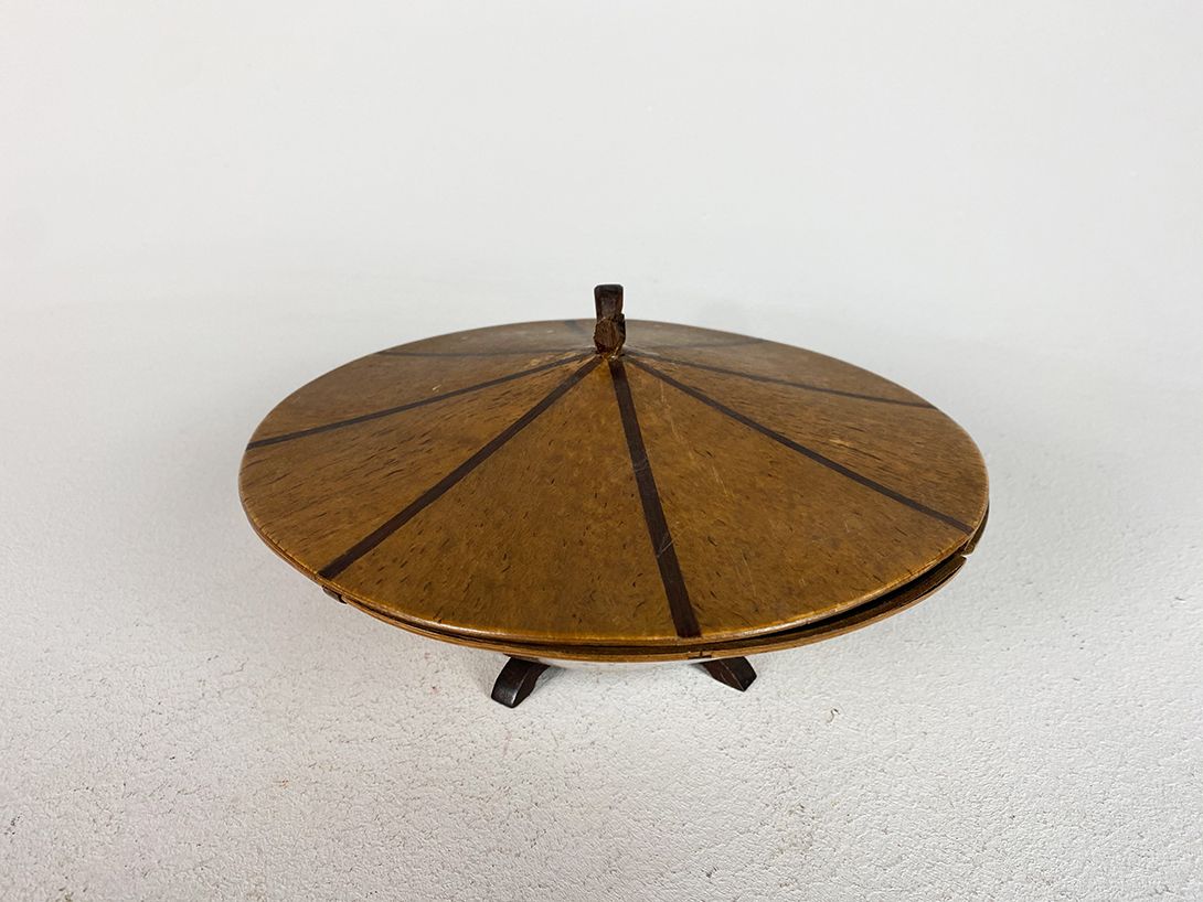 Foto Chinese Wooden Vessel