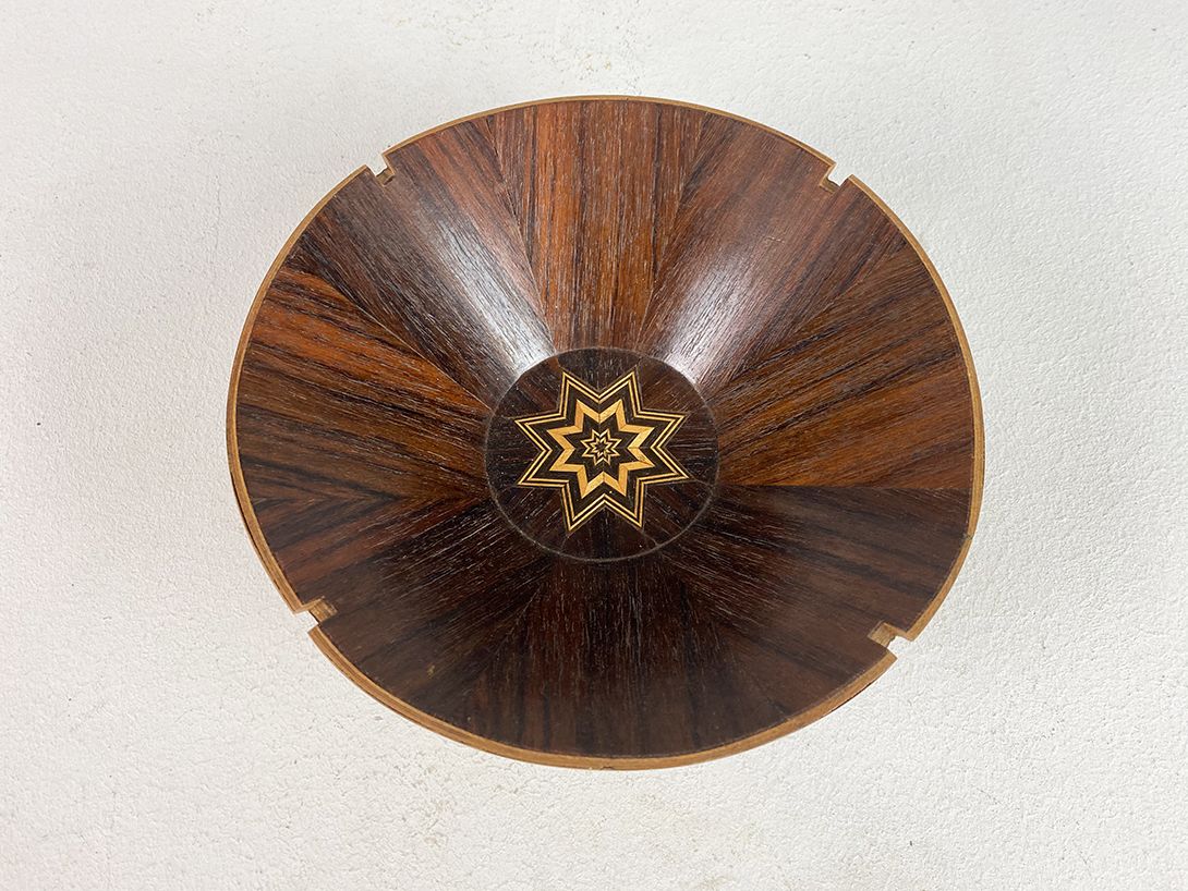 Foto Chinese Wooden Vessel
