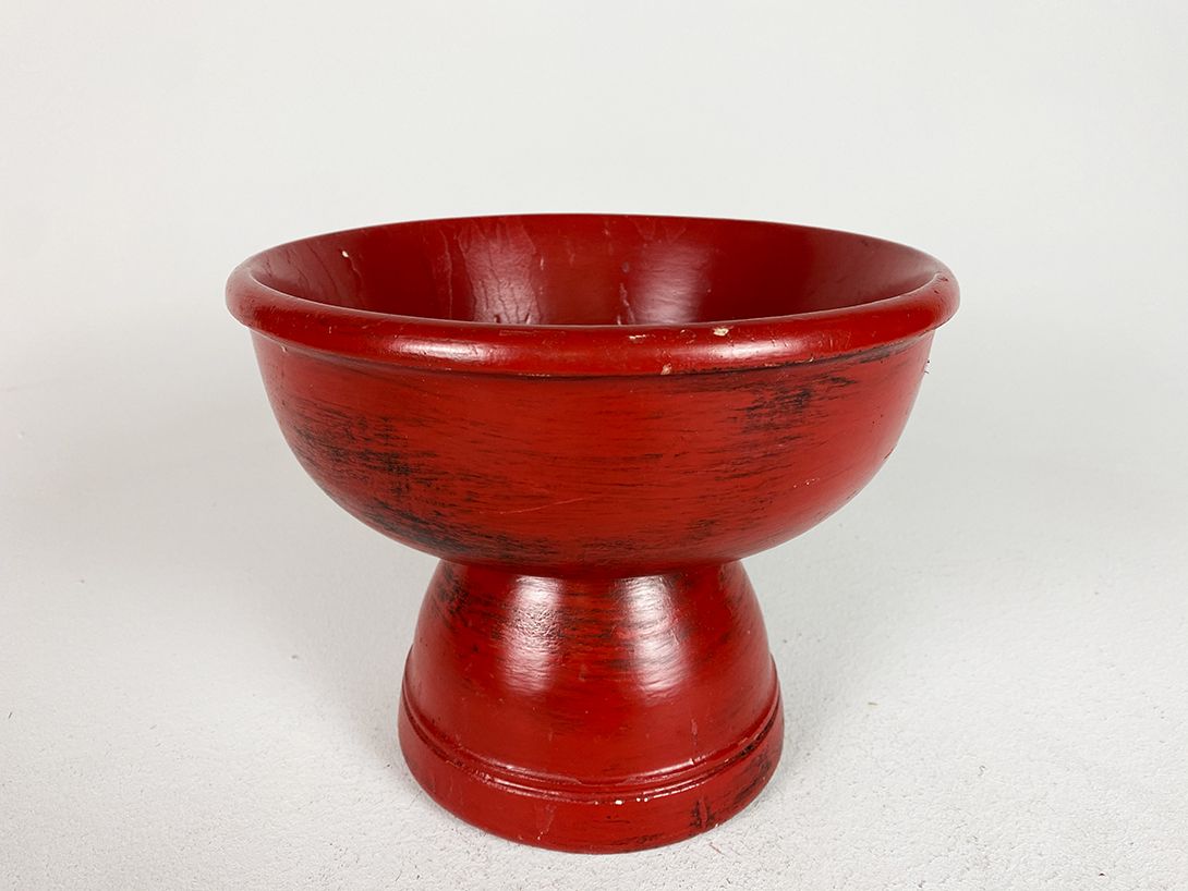 Foto Bright Red Wooden Bowl h21x26