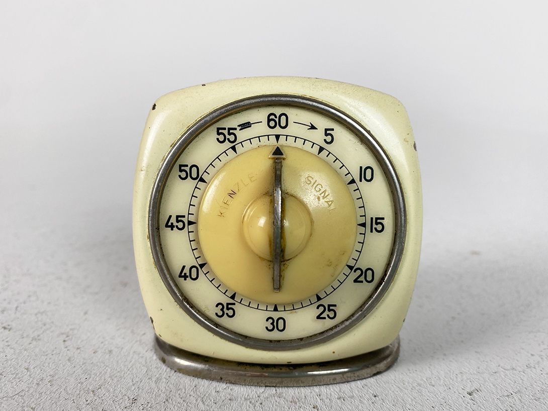 Foto Tiny Old Yellow Stopwatch