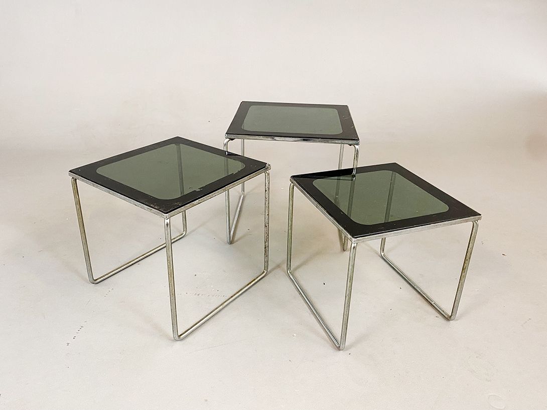 Foto Smoked Glass Nesting Tables h29-35&#215;31-36&#215;30-35