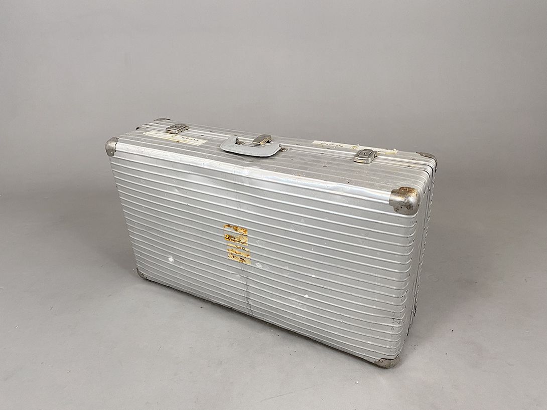 Foto Rimowa Alu Suitcase for Travelling Pros