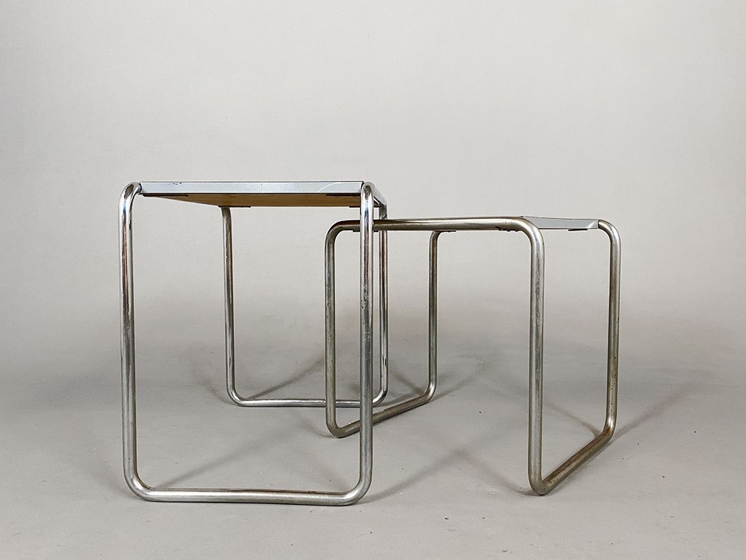 Foto Marcel Breuer Knoll Chrome Plated Nesting Table Set h45-51&#215;44-50&#215;39