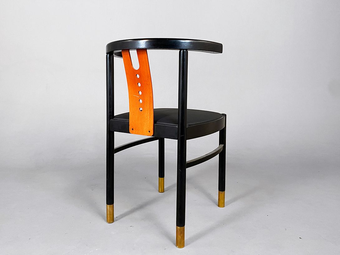 Foto Modern Bauhaus Style Chair with Leather Seat