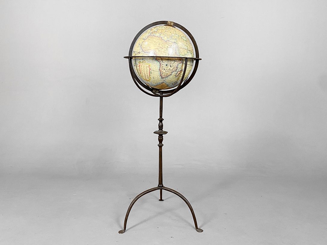 Foto Antique Standing Globe h109