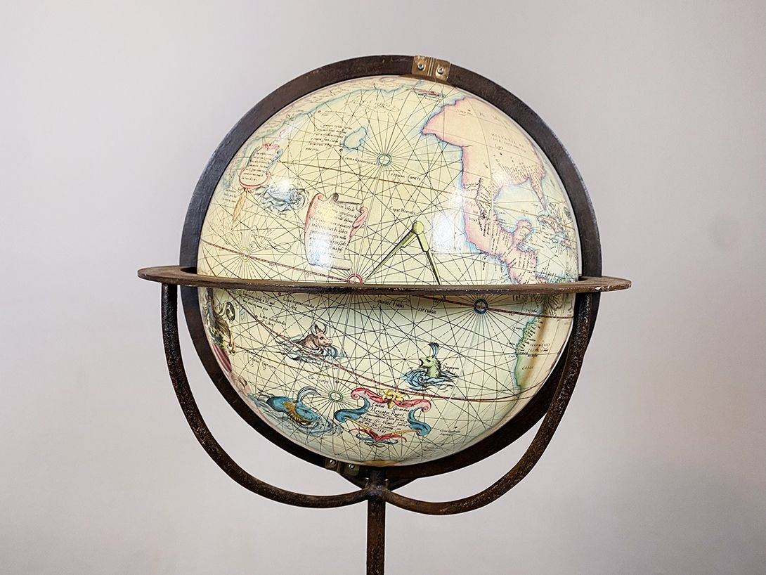 Foto Antique Standing Globe h109