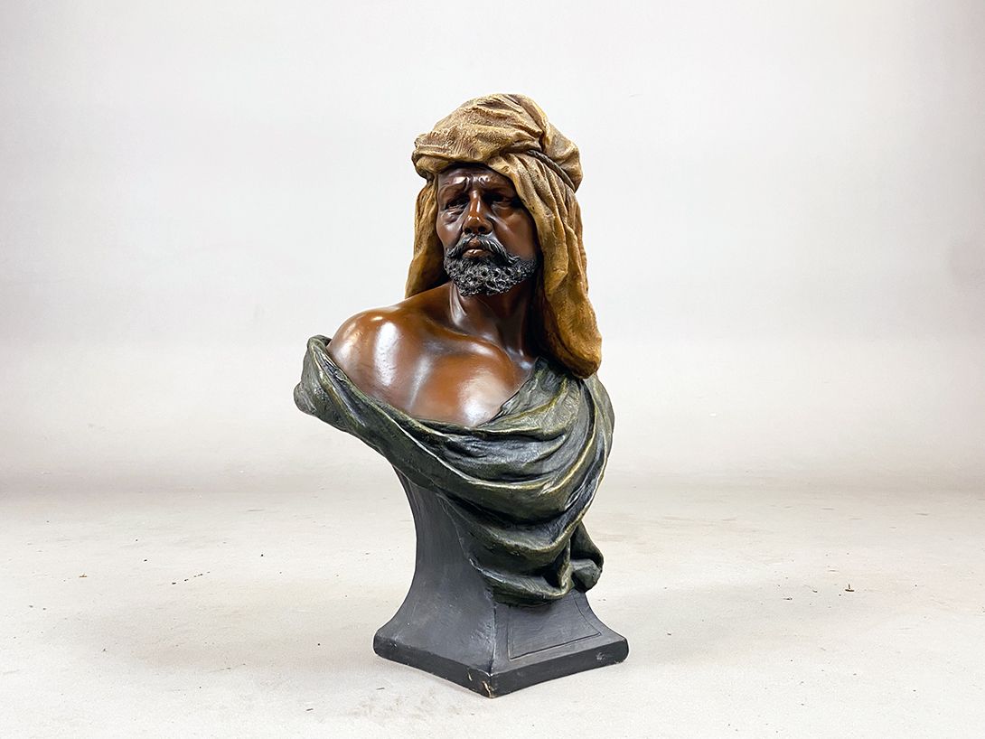 Foto Bust of a Saharan Man h47