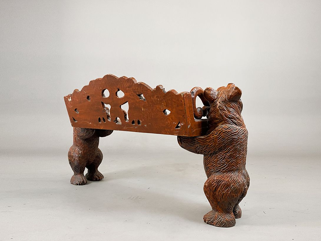 Foto Bärenbank, Small Bench held by Bears h70x130