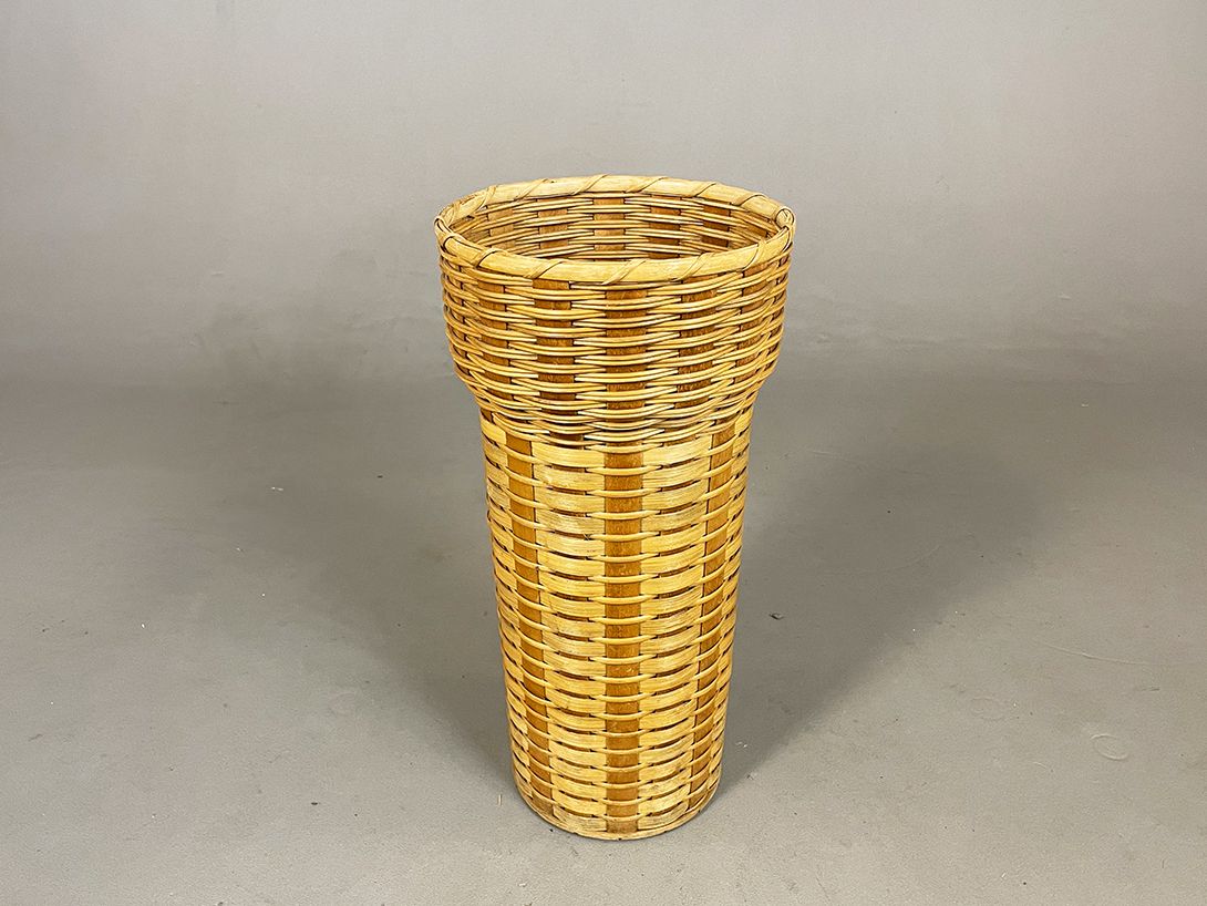 Foto Wicker Paper Trash Bin