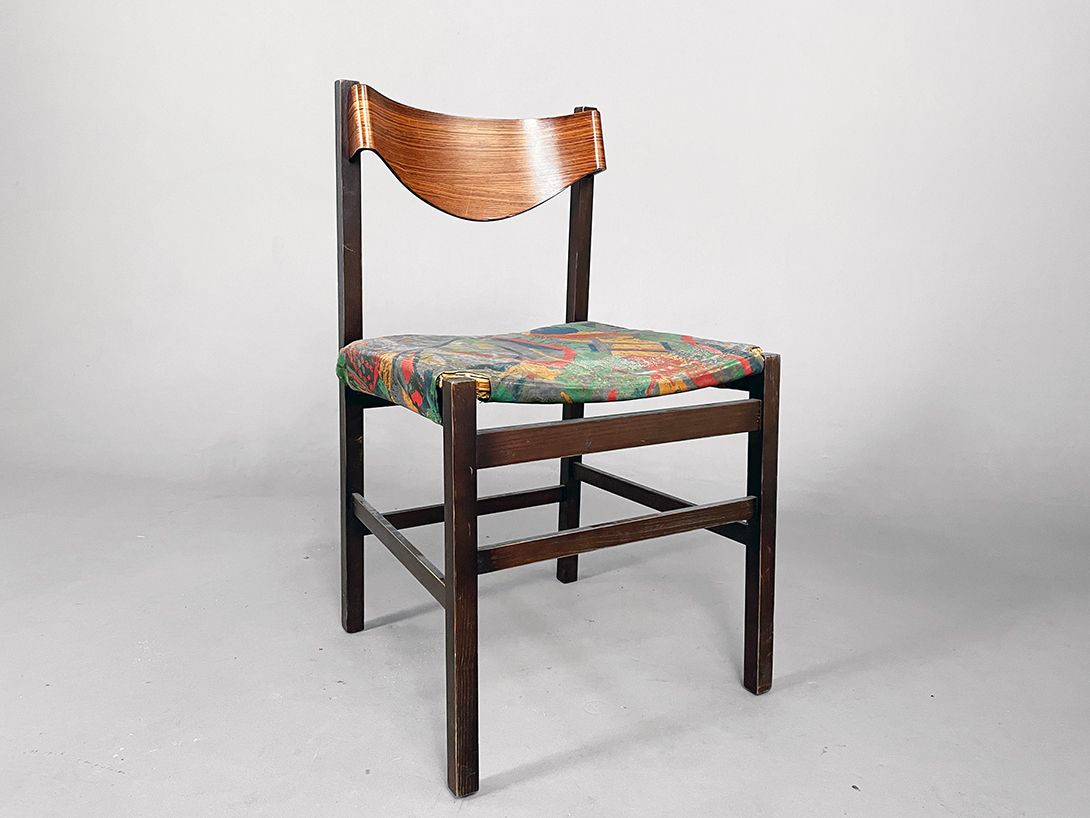 Foto Danish Chair with 80s Upholstery
