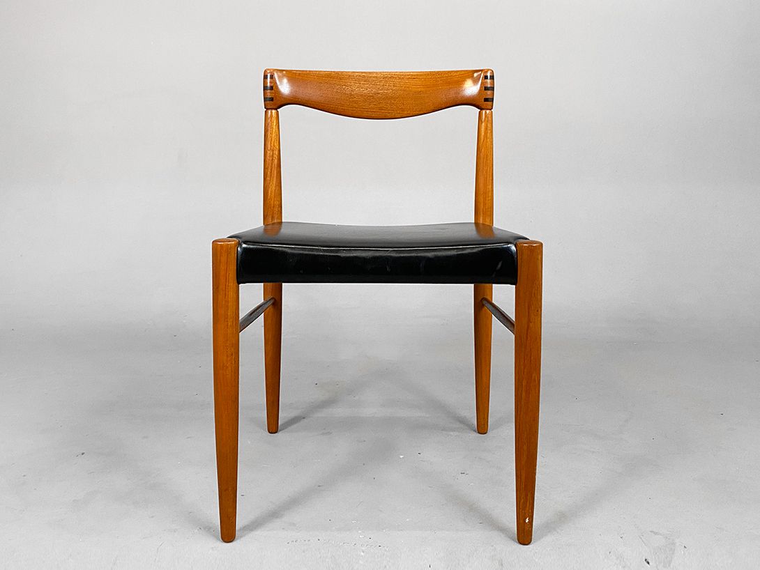 Foto Danish Teak Chair with Black Leather Upholstery, Bramin h76x49