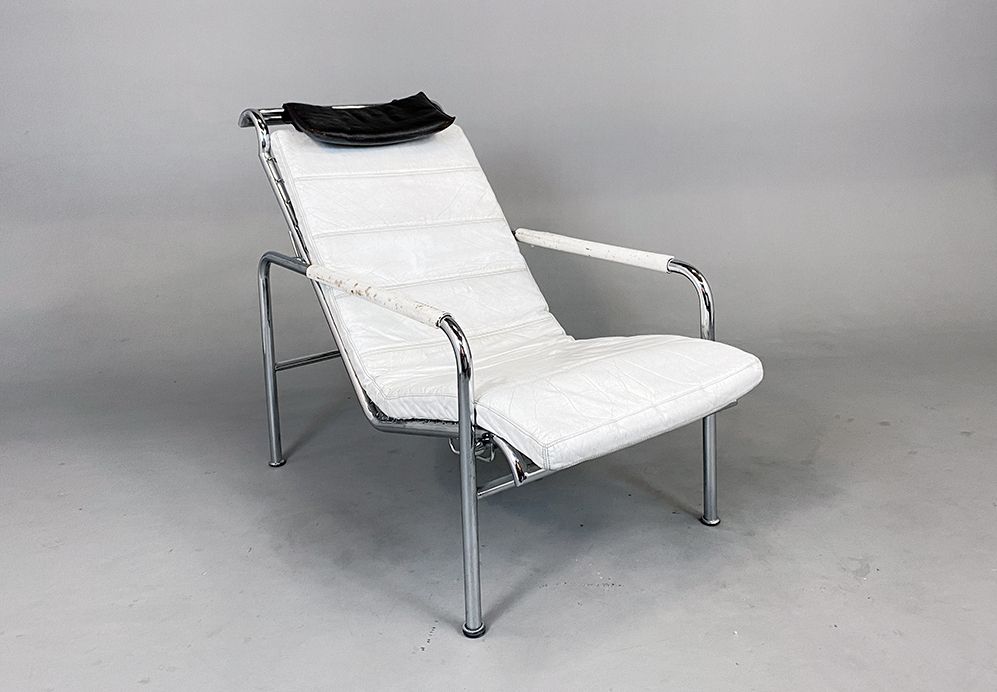 Foto White Leather Lounge Chair h80