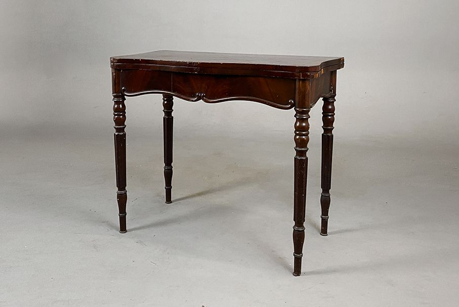 Foto Biedermeier Table with Folding Top Berlin 1860 h71x83x42