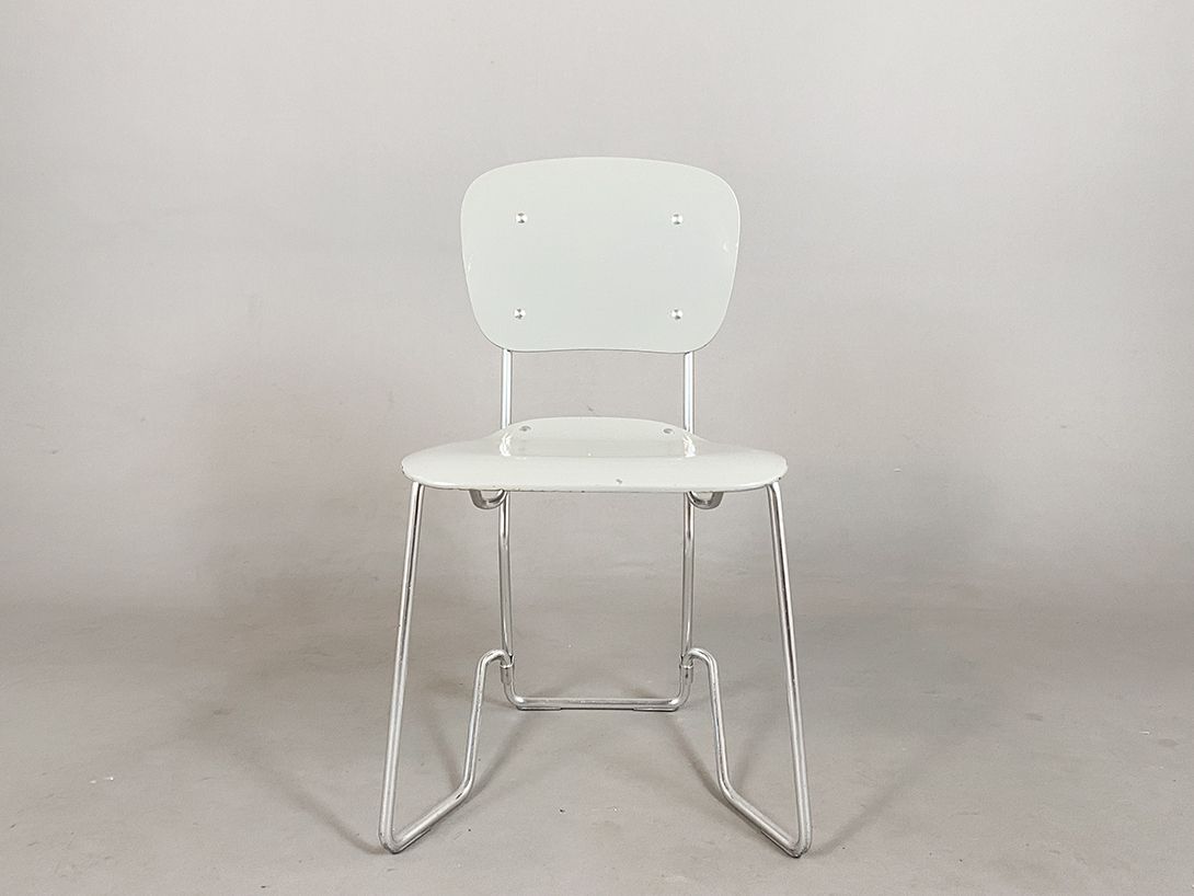Foto Light Sage Green Plywood Aluflex Chair by Armin Wirth