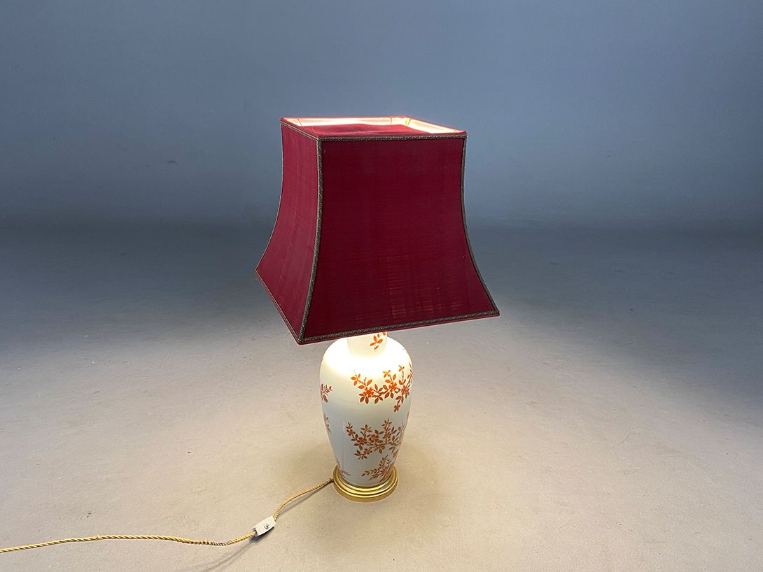 Foto Flower Patterned Porcelain Table Lamp Paris 1970 h84