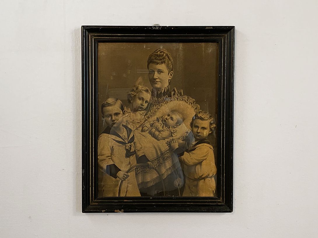Foto Wife and Children of Wilhelm ll h59x48 30b11