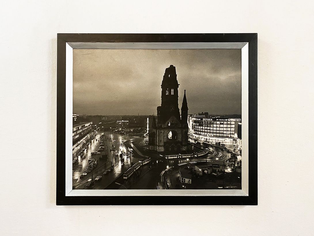 Foto Photo of the Kaiser Wilhelm Gedächtnis Kirche, Berlin h57x67