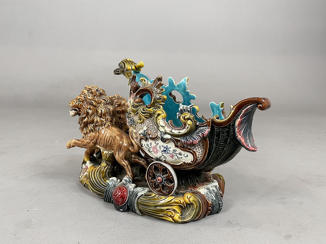 Foto Wittelsbacher Lion and Carriage Sculpture H22 Bavaria 1895