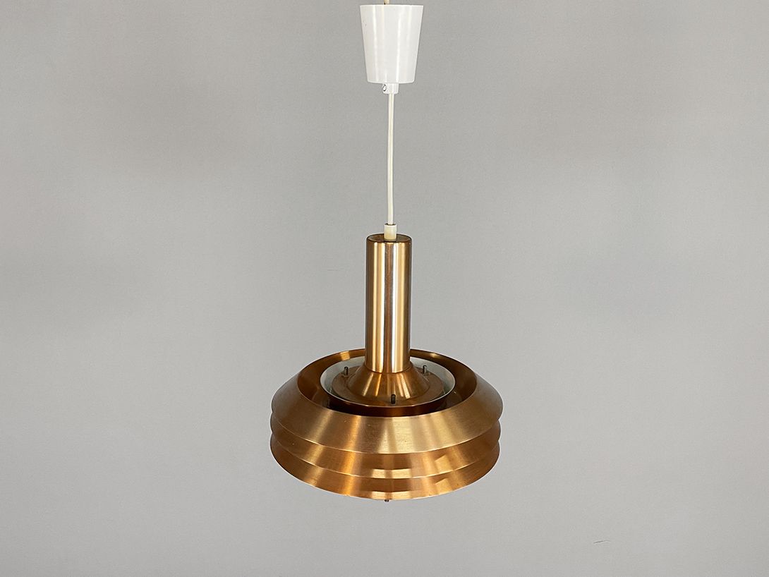 Foto Brassy Eloxated Hanging Lamp GDR 1969 ø35