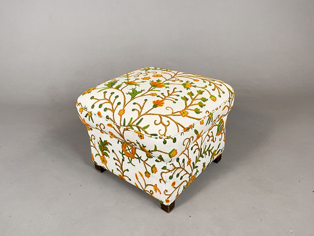 Foto Flowered Ottoman h42x56
