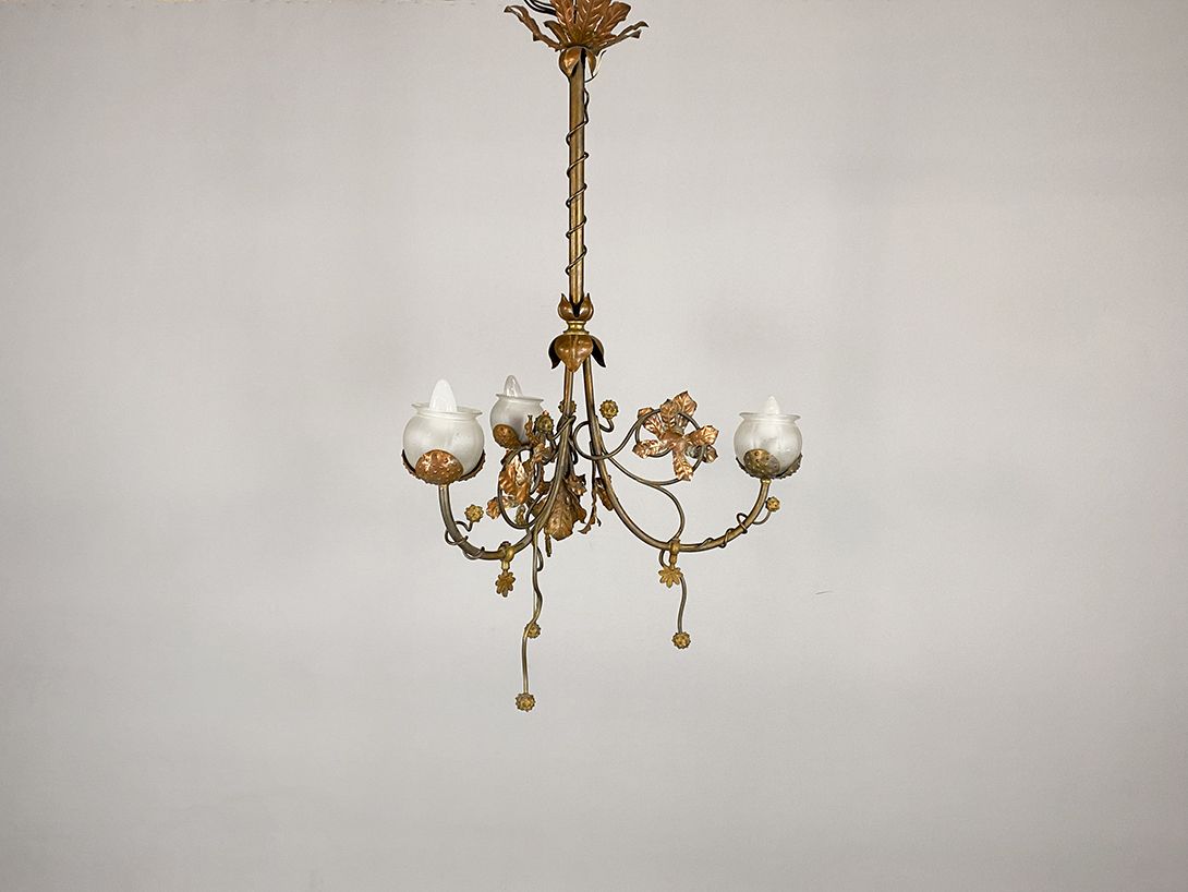 Foto Brass Chandelier with wild hanging Flowers h100