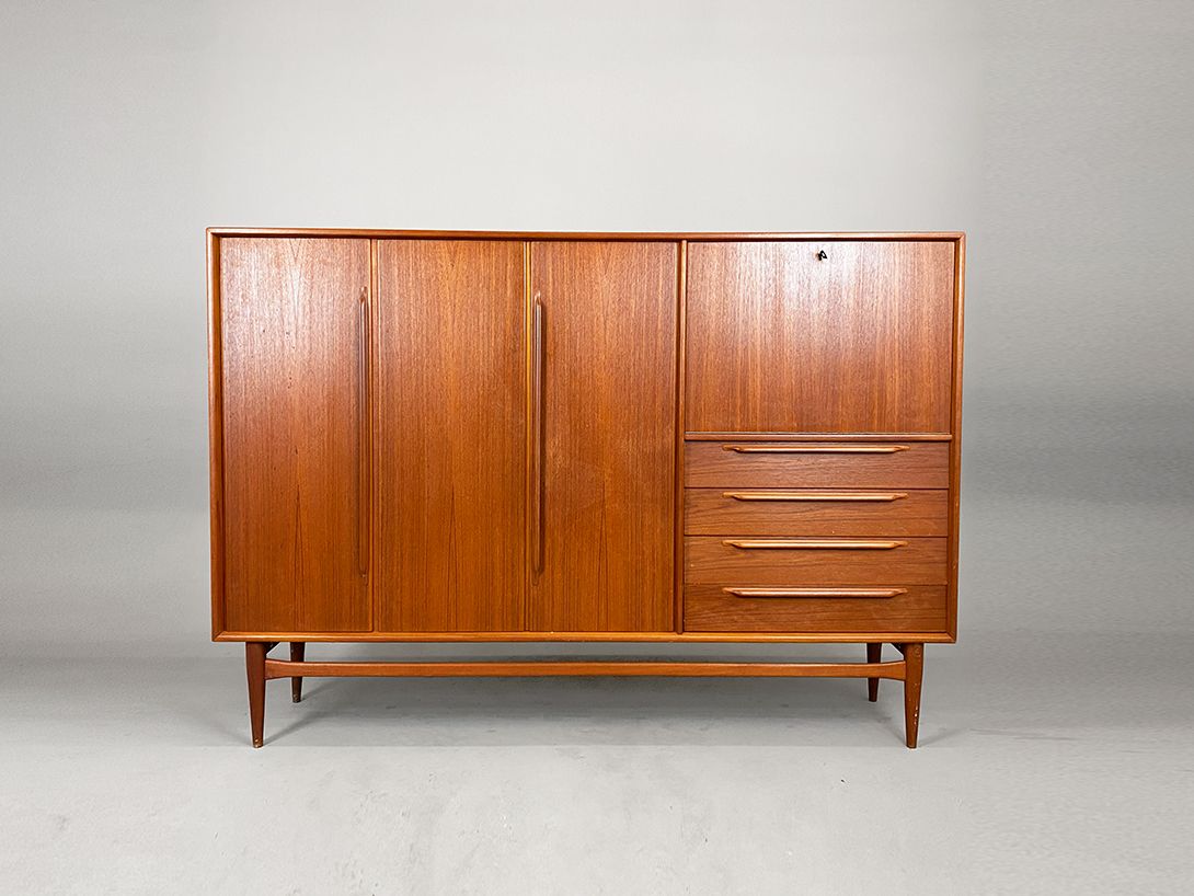 Foto Big illuminated Scandinavian Teak Sideboard w200